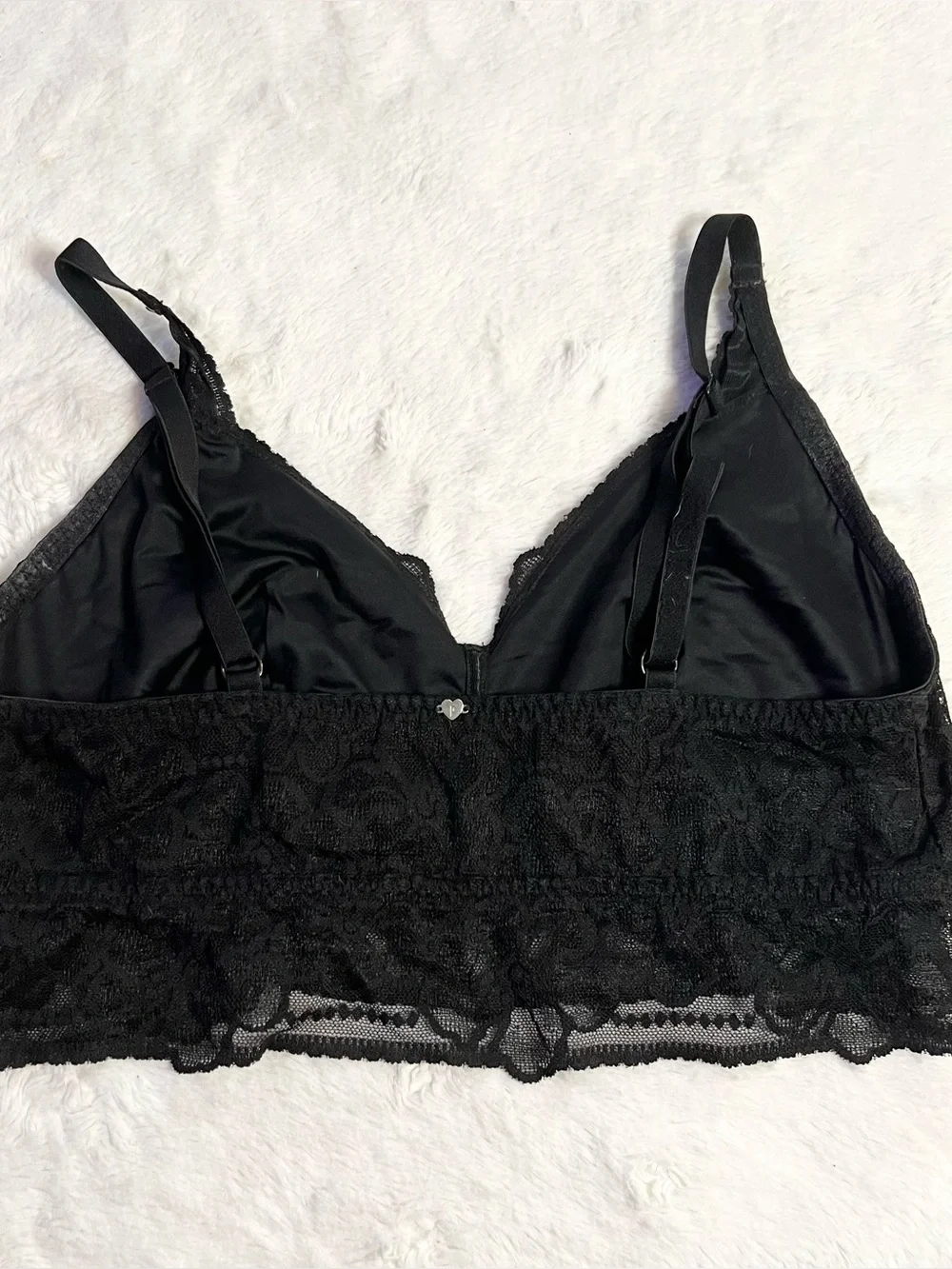 VS PINK Black Lace Bralette Size Large Wireless Comfortable
